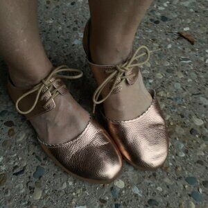 Monkey Feet Rose Gold Close Toed Tie Sandals Size 41